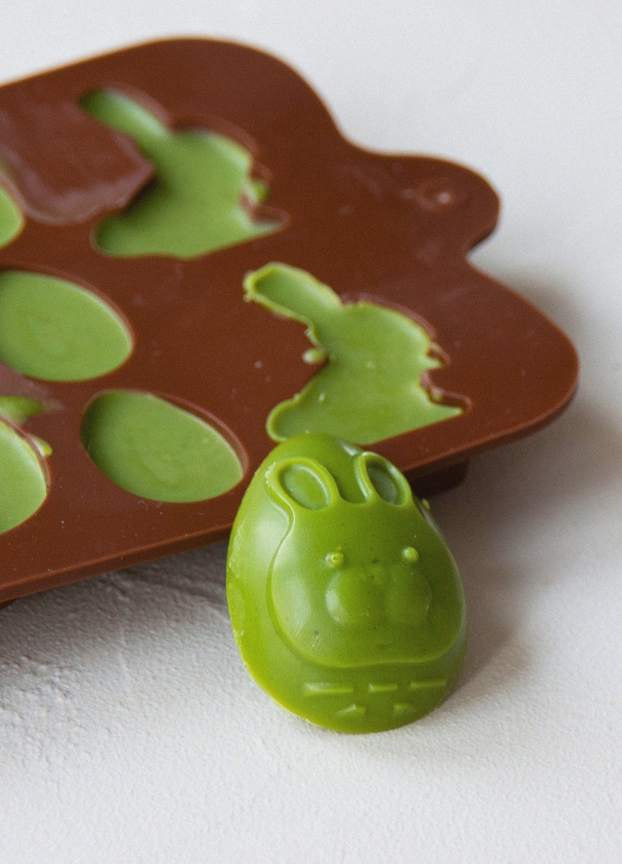 Matcha-Ostereier mit Schokolade – natürlich selbstgemacht